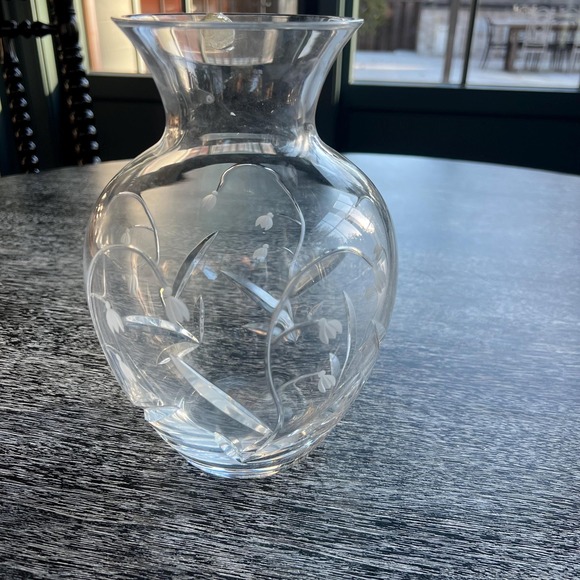 Beautiful Tiffany & Co Snowdrop 9